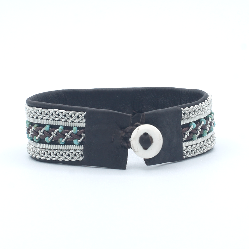 Sierra Dark Brown/White with Turquoise Beads
