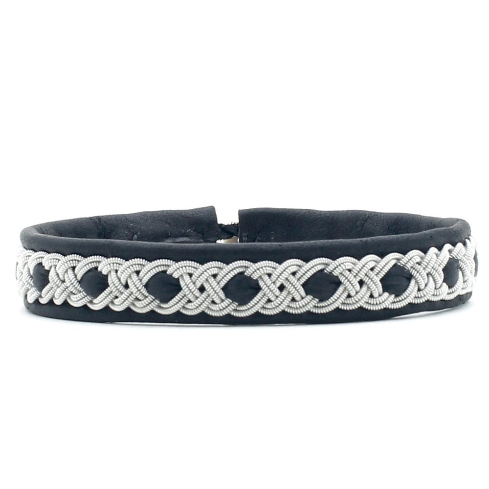 Åliden in Black 7 1/2"